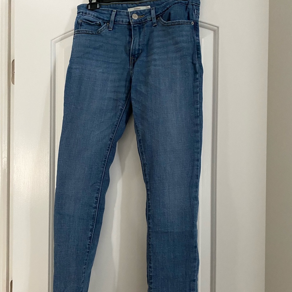 Levi’s 711 Skinny Jean